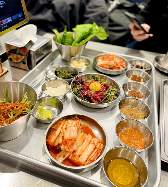 韓国料理の食卓